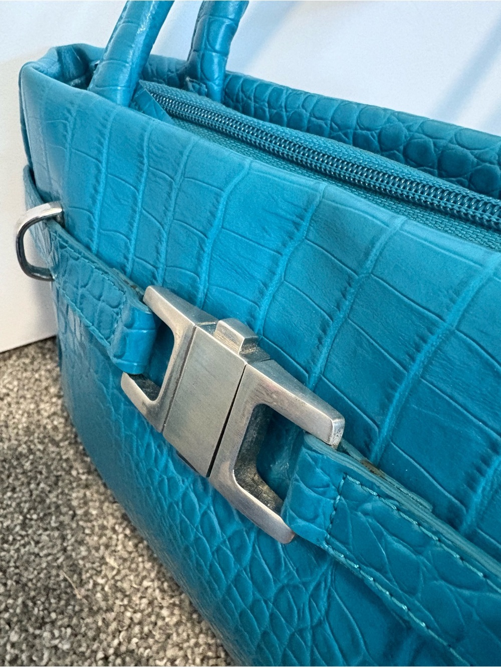Y2K Joanel Teal Croc-Embossed Leather Shoulder Bag - Picture 7 of 15